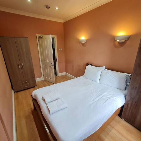 Cute One Bedroom Apartment London Bagian luar foto